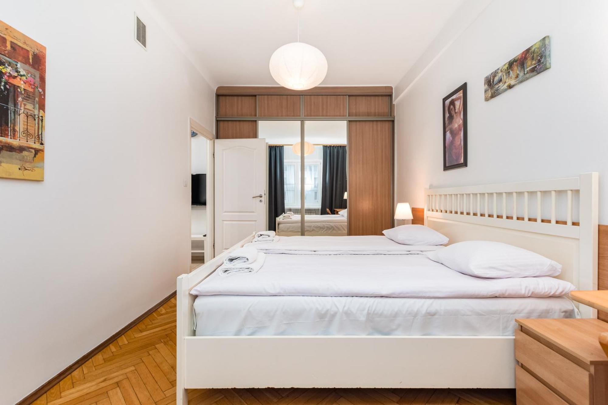 Apartamenty Wawa Centrum By Your Freedom Varşovia Exterior foto